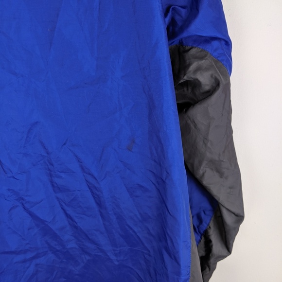 The North Face | Blue Windbreaker Jacket - H11 - Picture 7 of 8